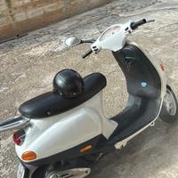 Ricambi vespa 50 et4