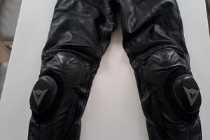 Pantaloni moto. 