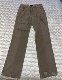Pantaloni cargo