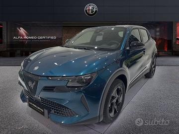 Alfa Romeo Junior 1.2 145CV Hybrid eDCT6 ibrida