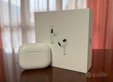 AirPods (3ª gen) con custodia di ricarica MagSafe