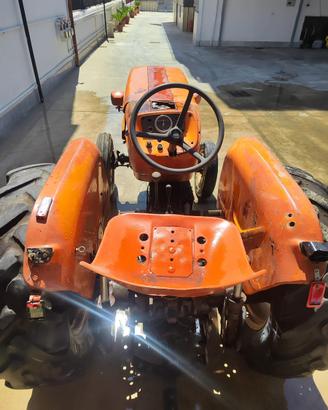 Trattore Fiat 300