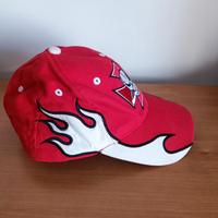 Cappello berretto fiamme e teschio
