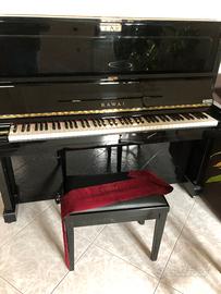 Pianoforte verticale nero