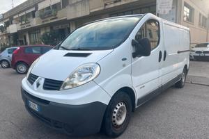 Renault Trafic 2.0 dci 3 posti