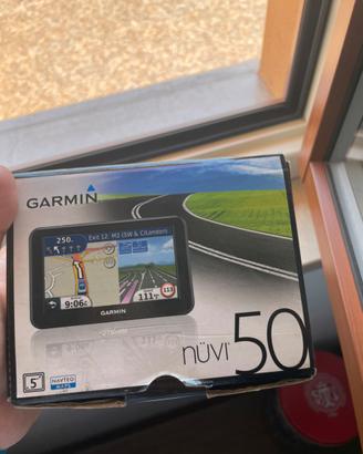NAVIGATORE SATELLITARE  GARMIN NÜVI 50