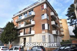 Appartamento di 82 m² con 3 locali a Roma