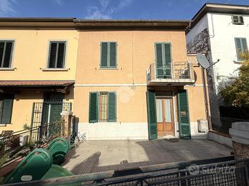 CASA INDIPENDENTE A AGLIANA