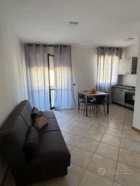 CIVITANOVA MARCHE BILOCALE CON GARAGE ARREDATO IN