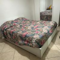 Letto contenitore più due comodini