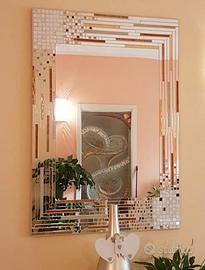 Specchio artistico in mostico creato a mano