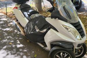 Peugeot Metropolis 400 - 2014