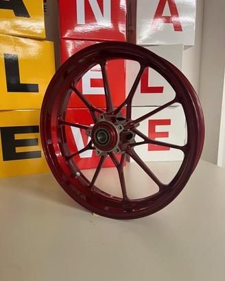 Cerchio anteriore Mv Agusta rosso