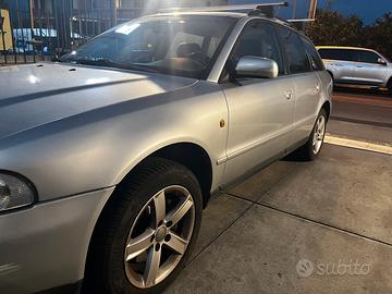 Audi A4 avant B5 2001 1.9 TDI 110cv