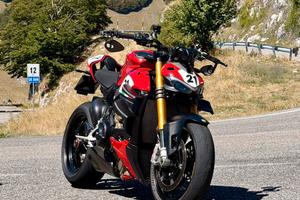 Ducati Streetfighter V4s - 13.500km - accessoriata