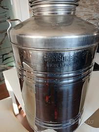 FUSTO IN ACCIAIO PER LIQUIDI