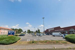 Elegante Bilocale con posto auto - Solaro (MI)