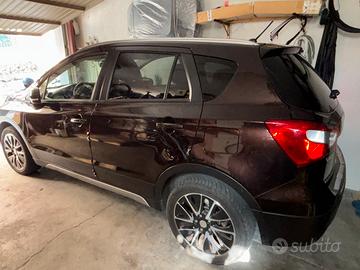 Auto Suzucki s-cross
