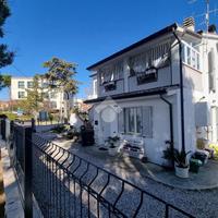 4 LOCALI A CASTELLALTO