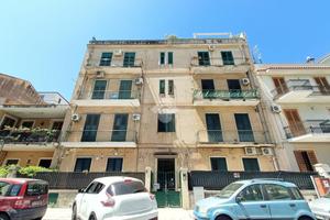 4 LOCALI A PALERMO