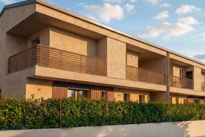 Trilocale con giardino e balcone