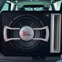 Subwoofer JBL auto