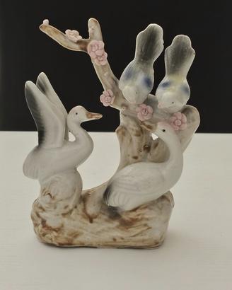Statuetta vintage porcellana uccellini su ramo
