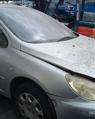 PEUGEOT 307 2.0 TD 2005 RHY PER RICAMBI