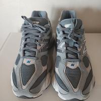 Sneaker uomo " New Balance" 9060