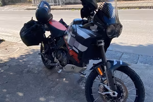 Ducati Desert X 2023 15mila km