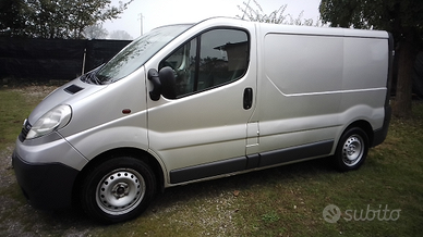 Opel Vivaro 2.0 2008