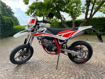 BETA Motard RR 125 4T
