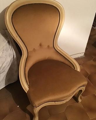 Poltrona a Pozzetto