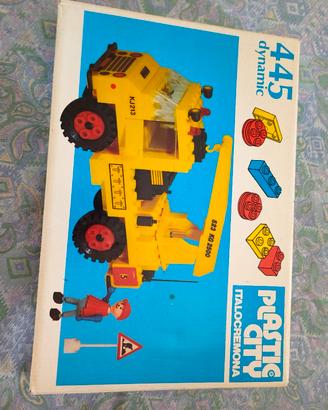 Plastic City Italocremona 445 Dynamic - camion gru