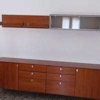 mobile piu' tavolo in cristallo e sedie