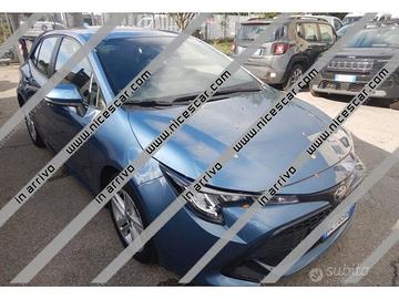 Toyota Corolla 1.8h Active auto