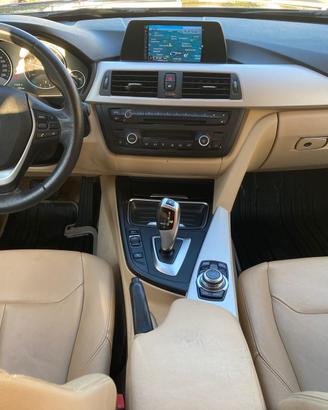 BMW 320d Touring Business Automatica (F31)- 135 kW