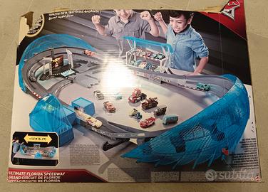 Mega pista Cars Ultimate Florida Speedway