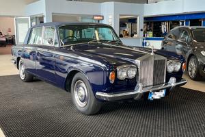 ROLLS-ROYCE Silver Shadow GUIDA DX Certificata