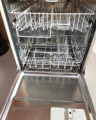lavastoviglie MIELE 