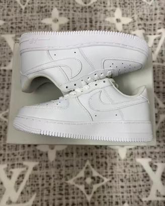 Nike Air Force 1 Low '07 EU42