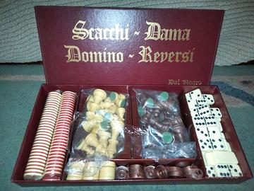Scacchi, Dama, Domino, Reversi Dal Negro