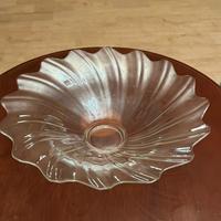 Piatto centrotavola a forma di fiore