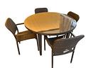tavolo-tondo-da-esterno-in-rattan-con-piano-vetro