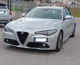 Alfa Romeo Giulia 2.2 Turbodiesel 150 CV AT8