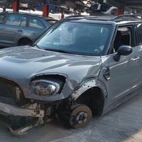 Ricambi Mini Countryman 2019