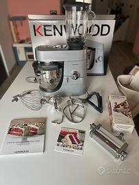 Impastatrice Kenwood major titanium con accessori