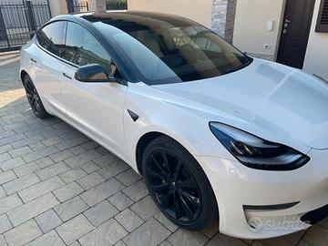 Tesla model 3 long range