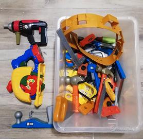 SCATOLA GIOCHI PER BAMBINI - ATTREZZI O MUSICA