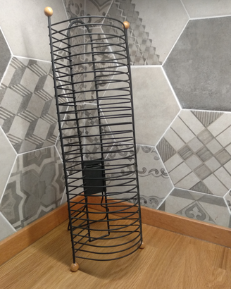 Stand in metallo porta CD